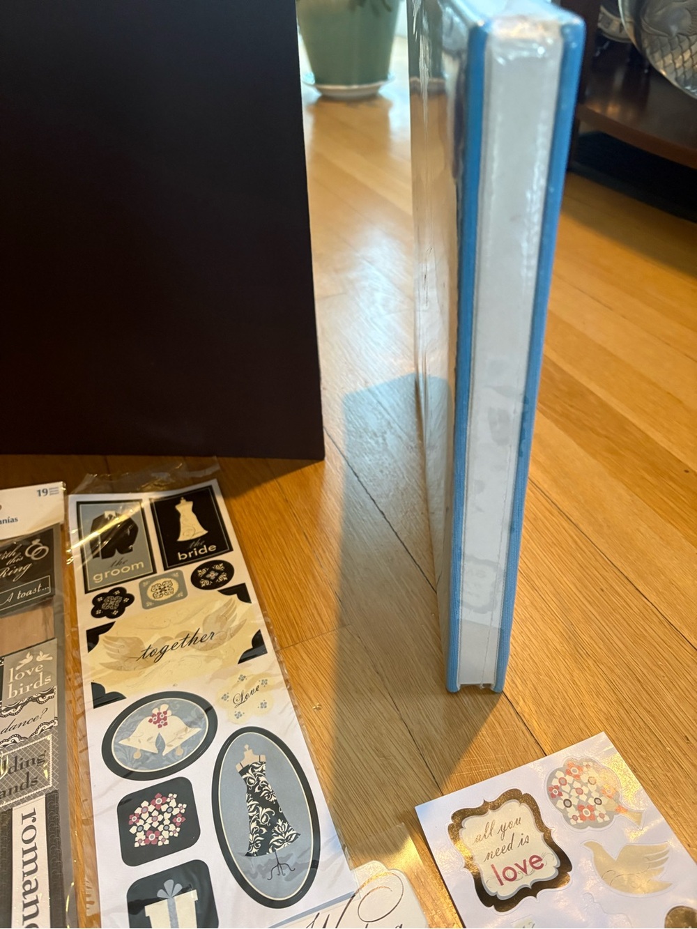 New! 3 Scrapbooks with wedding stickers and 1 black frame included! - Picture 6 of 14